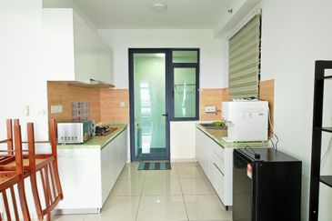 Kenwingston Square Garden