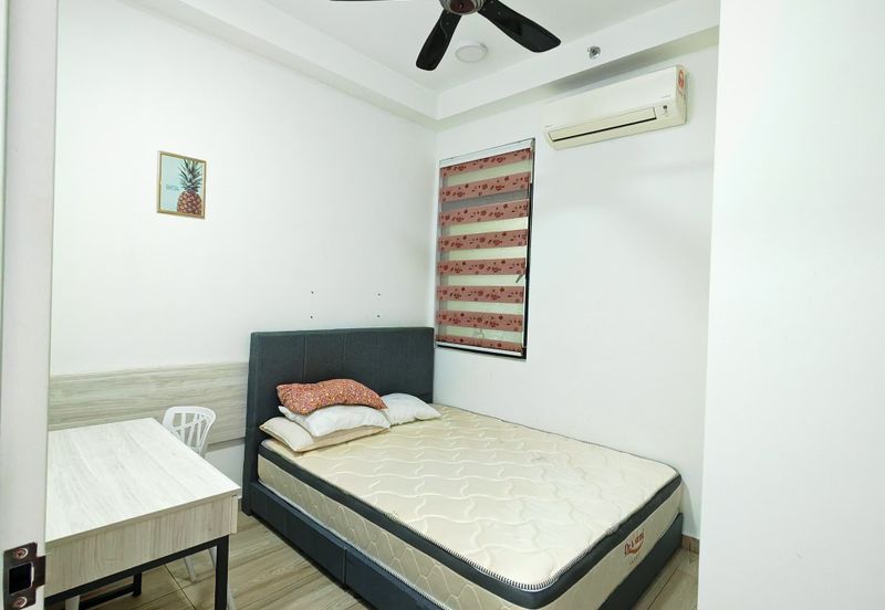 Kenwingston Square Garden