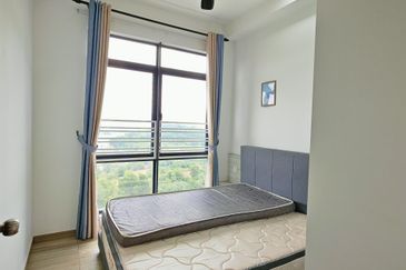 Kenwingston Square Garden