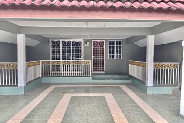 RENOVATED, 24' x 75' 2 Storey Taman Impian Gemilang, Saujana Impian, Kajang