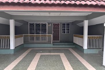 RENOVATED, 24' x 75' 2 Storey Taman Impian Gemilang, Saujana Impian, Kajang