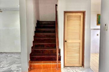 RENOVATED, 24' x 75' 2 Storey Taman Impian Gemilang, Saujana Impian, Kajang