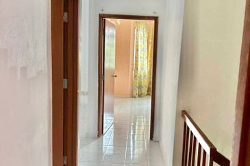 RENOVATED, 24' x 75' 2 Storey Taman Impian Gemilang, Saujana Impian, Kajang