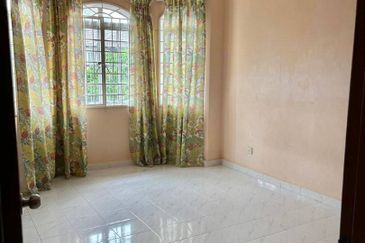 RENOVATED, 24' x 75' 2 Storey Taman Impian Gemilang, Saujana Impian, Kajang