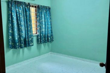 RENOVATED, 24' x 75' 2 Storey Taman Impian Gemilang, Saujana Impian, Kajang