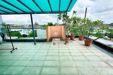 Bangi Lakehill Villas