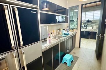 Bangi Lakehill Villas