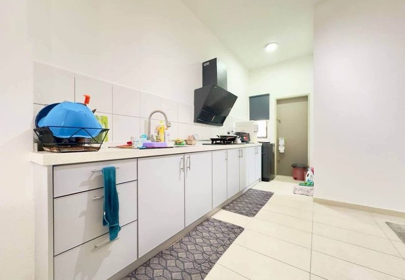 Setia Warisan Tropika (Belladonna)