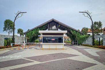 Setia Warisan Tropika (Belladonna)