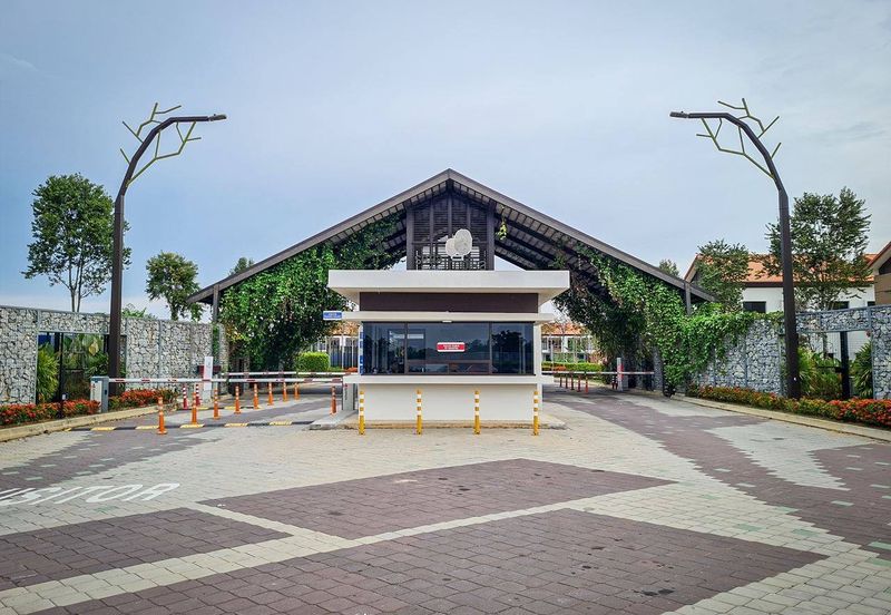 Setia Warisan Tropika (Belladonna)