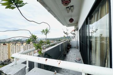 Vista Millennium Condominiums