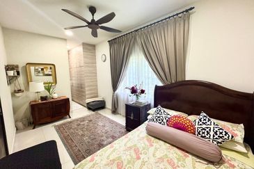 Perdana Lakeview East