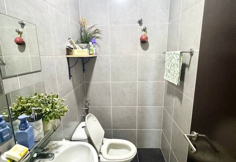 Perdana Lakeview East