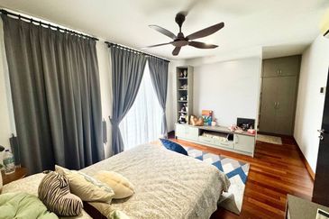 Perdana Lakeview East