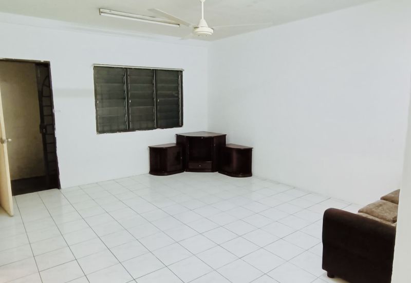 Pangsapuri Baiduri, Bandar Tasik Kesuma