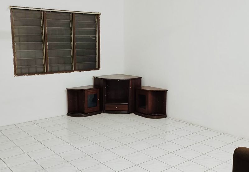 Pangsapuri Baiduri, Bandar Tasik Kesuma