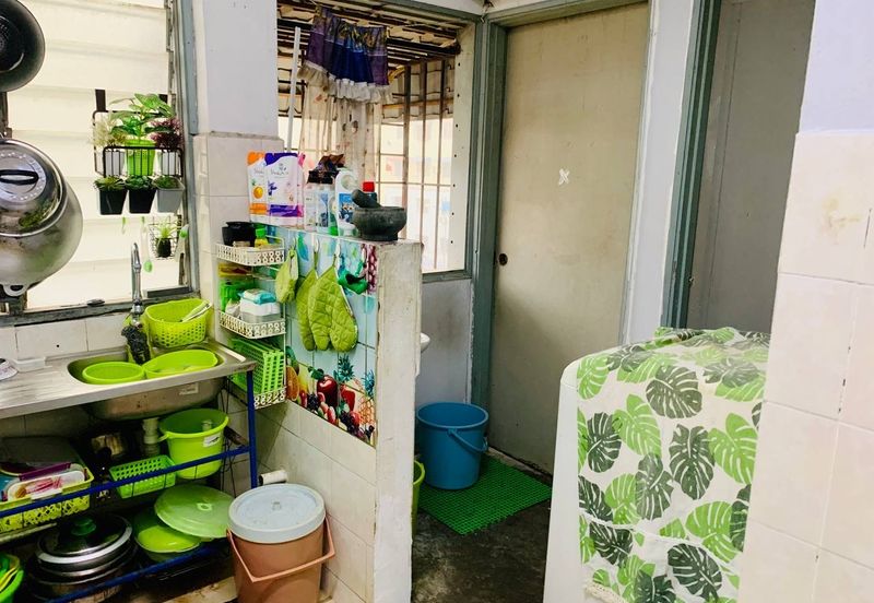 Pangsapuri Putra Raya