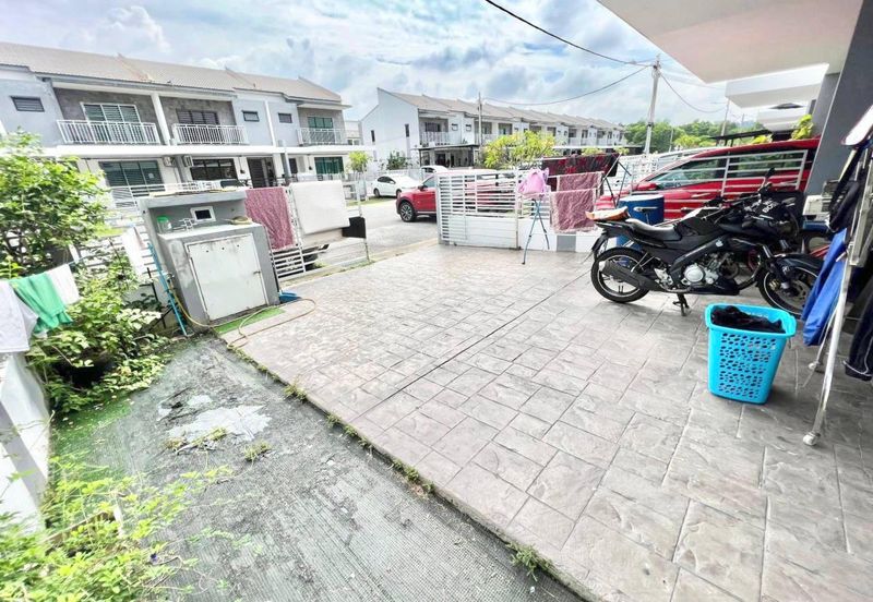 OPEN LOT | EXTRA TANAH BELAKANG TERES 2 TINGKAT  Phase 3A, Saujana KLIA – Sepang