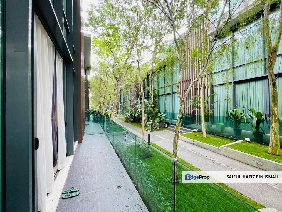 ROI 7% 3 Storey Superlink Puchong Reflexion Rooftop Pool Villa (AZ), Selangor, Puchong