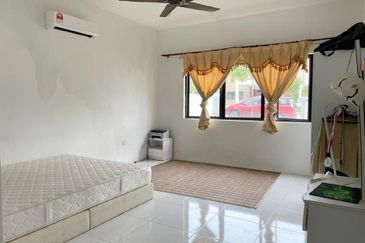 2-STOREY SEKATA VISTA, BANDAR BARU SALAK TINGGI