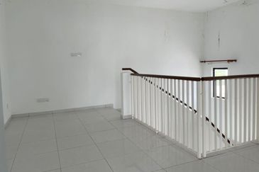 2-STOREY SEKATA VISTA, BANDAR BARU SALAK TINGGI