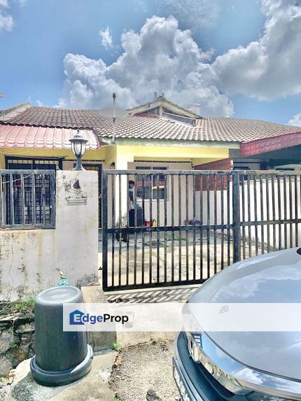 MURAH!! Single Storey Terrace Taman Desa Vista Salak Tinggi Sepang, Selangor, Sepang