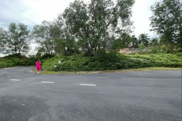 Perdana College Heights