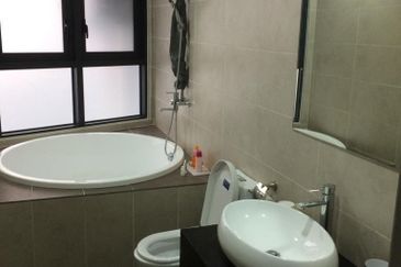 KL Gateway Premium Residence