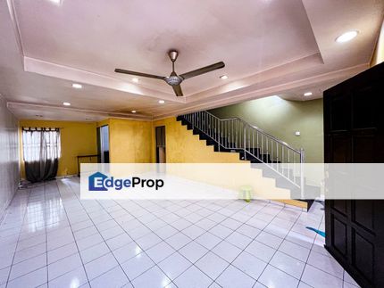 NICE PROPERTY DOUBLE STOREY TERRACE AT PUNCAK JALIL 2 SERI KEMBANGAN, Selangor, Seri Kembangan