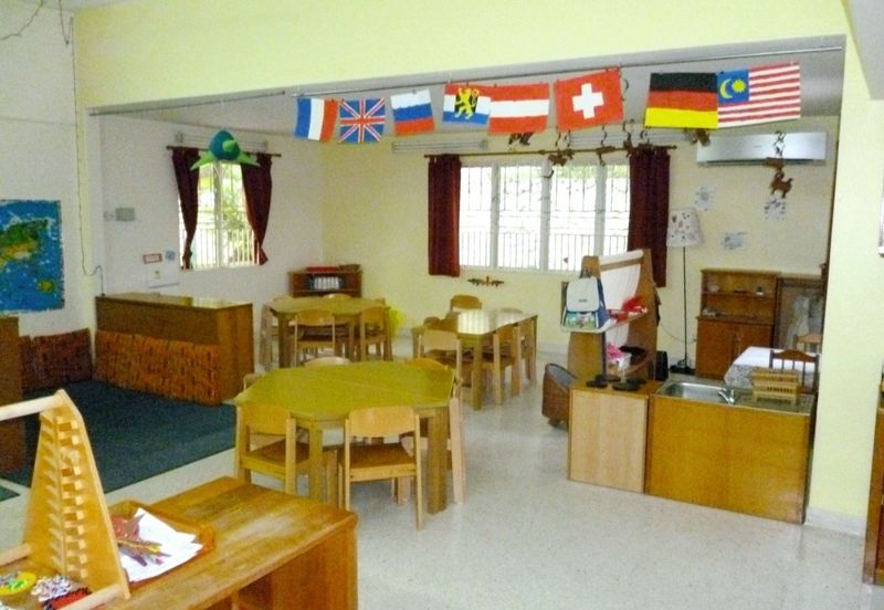 JT1404A - DOUBLE STOREY BUNGALOW LOCATED AT SECTION 14 PETALING JAYA  FOR SALE