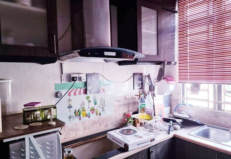 Perdana College Heights