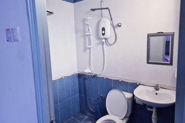 Perdana College Heights