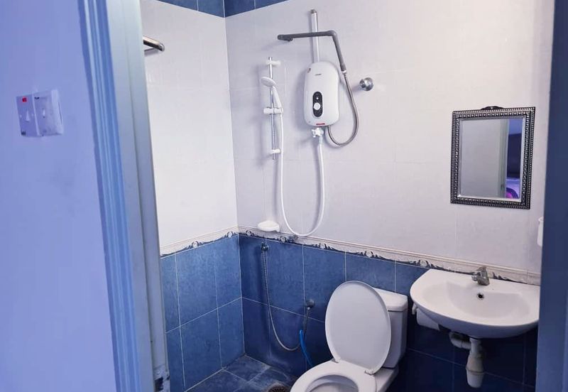 Perdana College Heights