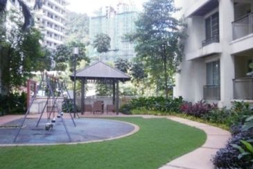 Perdana View Condominium