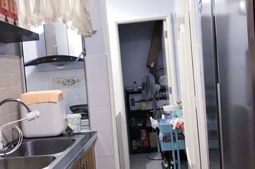 Perdana View Condominium