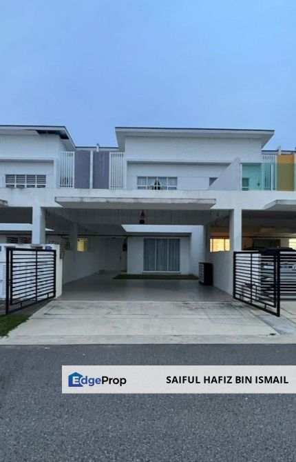 DBS1529 - DOUBLE STOREY SURIAMAN 2 BANDAR BARU SRI SENDAYAN FOR SALE, Negeri Sembilan, Seremban