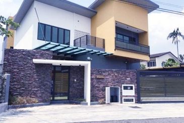 Taman Sri Hijau ( New Green Park )