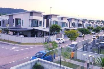 AVIVA GREEN @ SEREMBAN 2