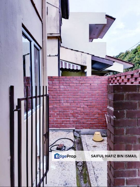 L1736 - DOUBLE STOREY  INTERMEDIATE  TERRACE HOUSE AT SS14 SUBANG JAYA FOR SALE, Selangor, Subang Jaya