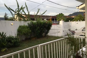 JT1508 - NICE BUNGALOW UNIT AT TAMAN SRI AMPANG FOR SALE