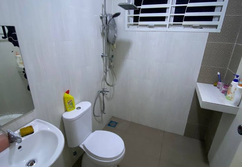 JT1441-SINGLE STOREY BUNGALOW WITH HUGE LAND AT KG BEMBAN MAMBAU SEREMBAN FOR SALE