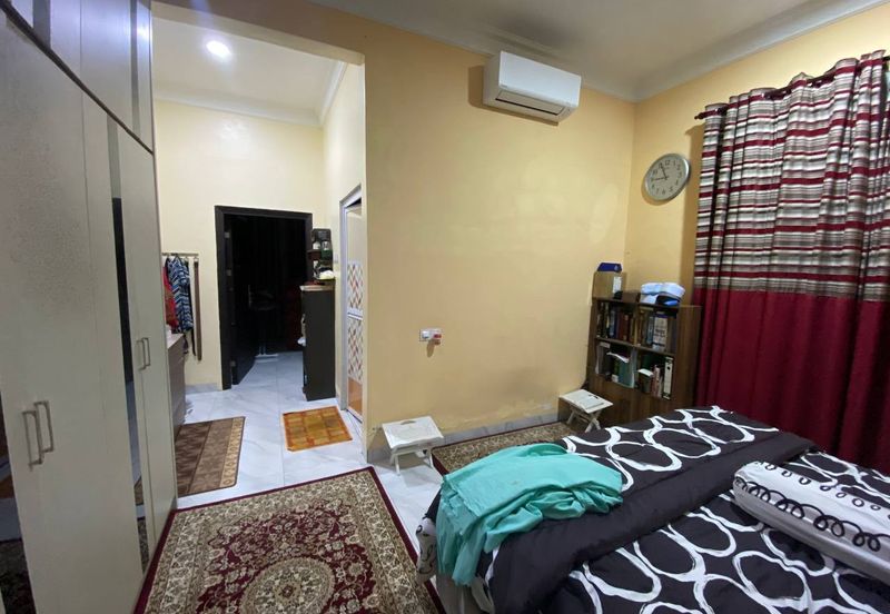 JT1441-SINGLE STOREY BUNGALOW WITH HUGE LAND AT KG BEMBAN MAMBAU SEREMBAN FOR SALE