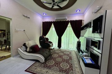 JT1441-SINGLE STOREY BUNGALOW WITH HUGE LAND AT KG BEMBAN MAMBAU SEREMBAN FOR SALE