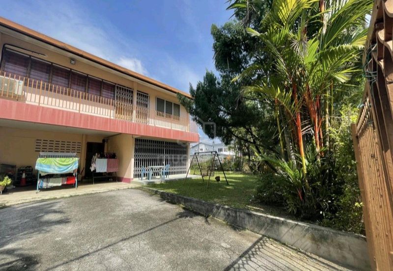 ~ 2 STOREY BUNGALOW (CORNER LOT) AT TAMAN DANAU KOTA SETAPAK KL  FOR SALE