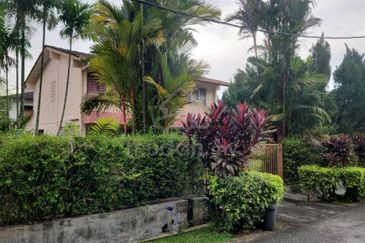 ~ 2 STOREY BUNGALOW (CORNER LOT) AT TAMAN DANAU KOTA SETAPAK KL  FOR SALE