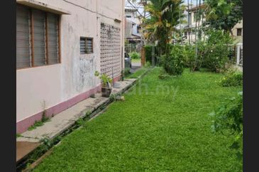 ~ 2 STOREY BUNGALOW (CORNER LOT) AT TAMAN DANAU KOTA SETAPAK KL  FOR SALE