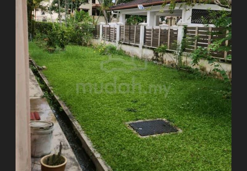 ~ 2 STOREY BUNGALOW (CORNER LOT) AT TAMAN DANAU KOTA SETAPAK KL  FOR SALE