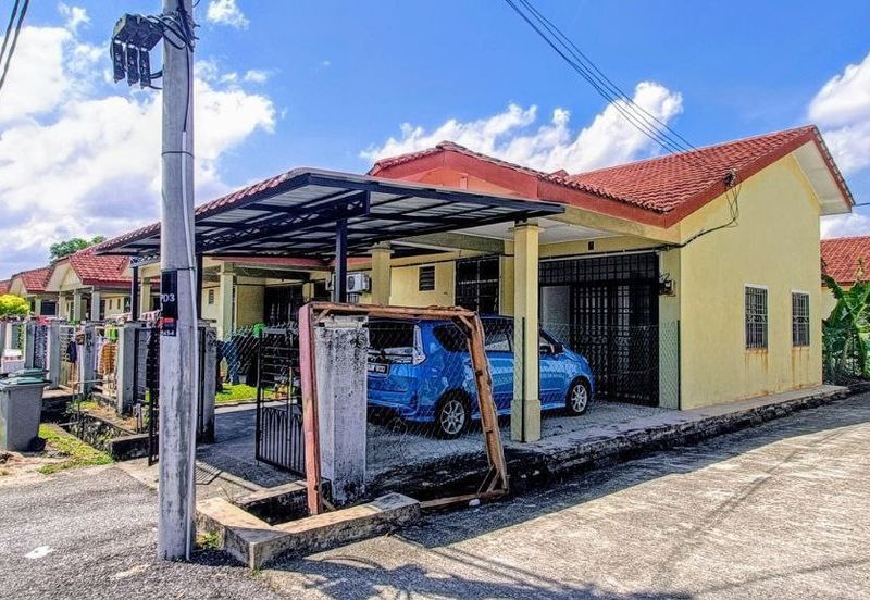 NIA1014d(ok)-END LOT RUMAH TERES SATU TINGKAT DI TAMAN DESA FASA 2 PORT DICKSON UNTUK DIJUAL