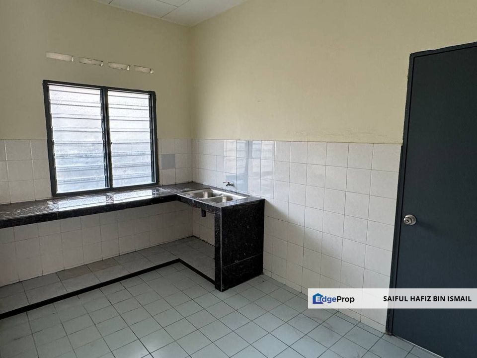 NIA1026(c)-RUMAH TERES SATU TINGKAT DI TAMAN GADONG JAYA LABU SEREMBAN UNTUK DIJUAL, Negeri Sembilan, Seremban