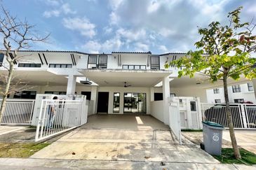 HIJAYU 2 - RESORT HOMES